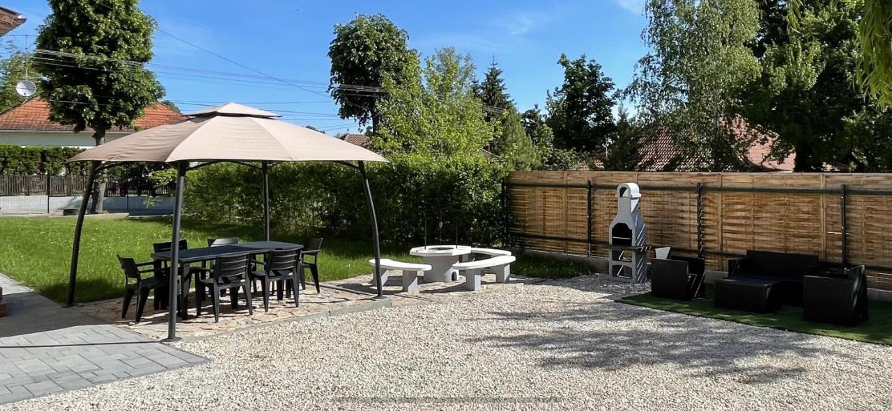 City Apartman Balatonföldvár Zewnętrze zdjęcie