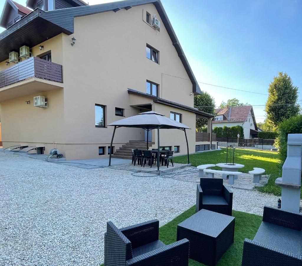 City Apartman Balatonföldvár Zewnętrze zdjęcie